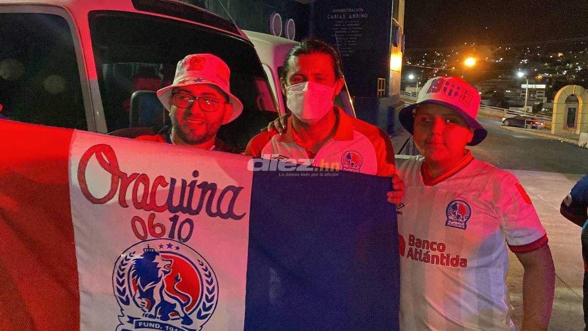 No lo viste en TV: Olimpistas le piden fotos a Buba, las leyendas llegaron a apoyar al León y la tristeza aurinegra