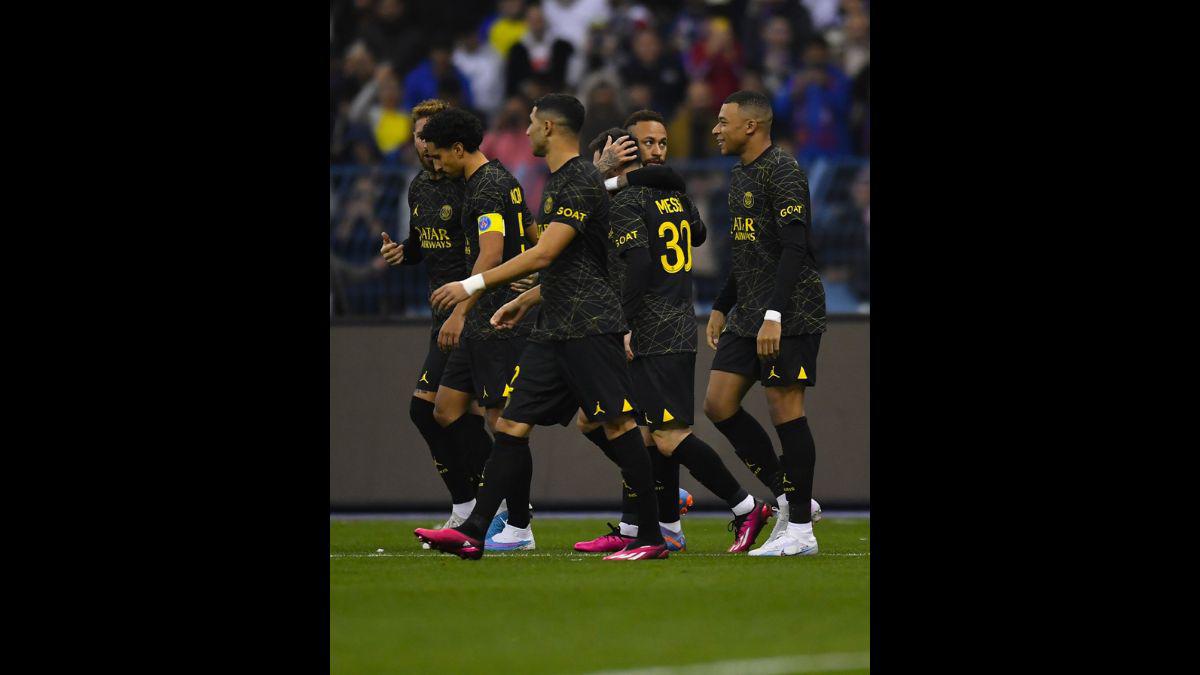 Fotos: El abrazo entre Cristiano y Messi, el reencuentro con viejos conocidos y los grandes festejos en el All-Stars de Arabia vs PSG
