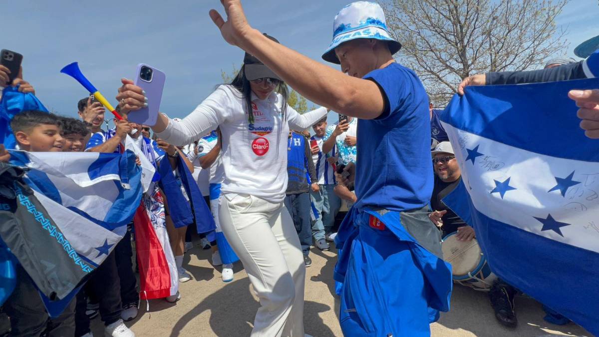 FOTOS: ¡Punta, asados y famoso incluido! Así es el ambientazo hondureño en el Toyota Stadium para el repechaje ante Costa Rica