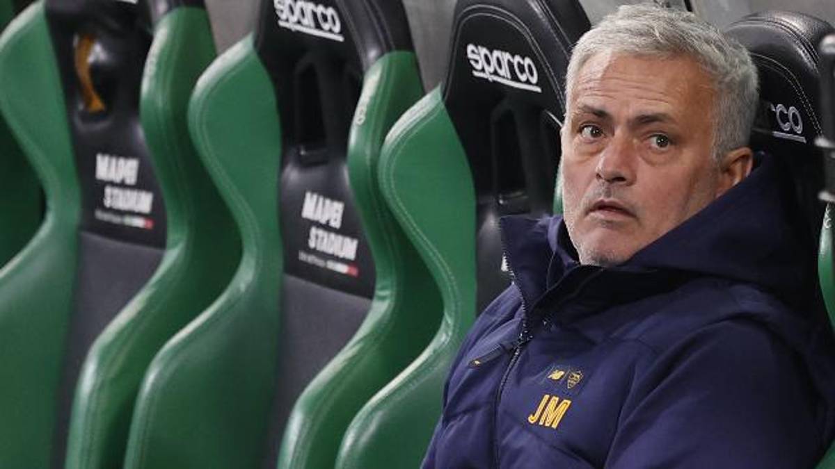 Mourinho lo tildó de traicionero dentro de la Roma y el futbolista pide explicaciones: “Así no se trata”