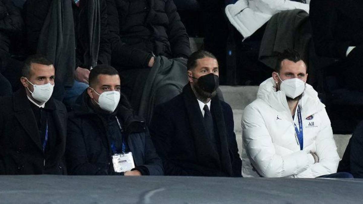 No se vio en TV: Alaba y su indirecta al PSG, el festejo en camerinos y crack celebró en las afueras del Bernabéu