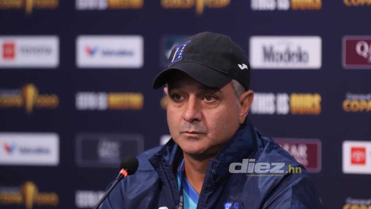 Con mucho ‘toque’ en el mediocampo: La alineación de Honduras que mandará Diego Vázquez ante Qatar en la Copa Oro