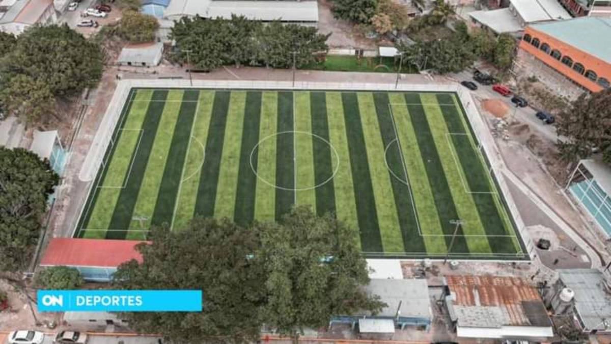 Del barrio a lo profesional: El antes y después de las canchas que se han mejorado en Honduras
