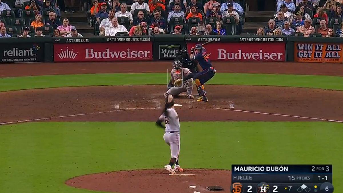 La noche soñada de Mauricio Dubón: Ovacionado por todo el estadio y la familia que lo ama por jugar con los Astros