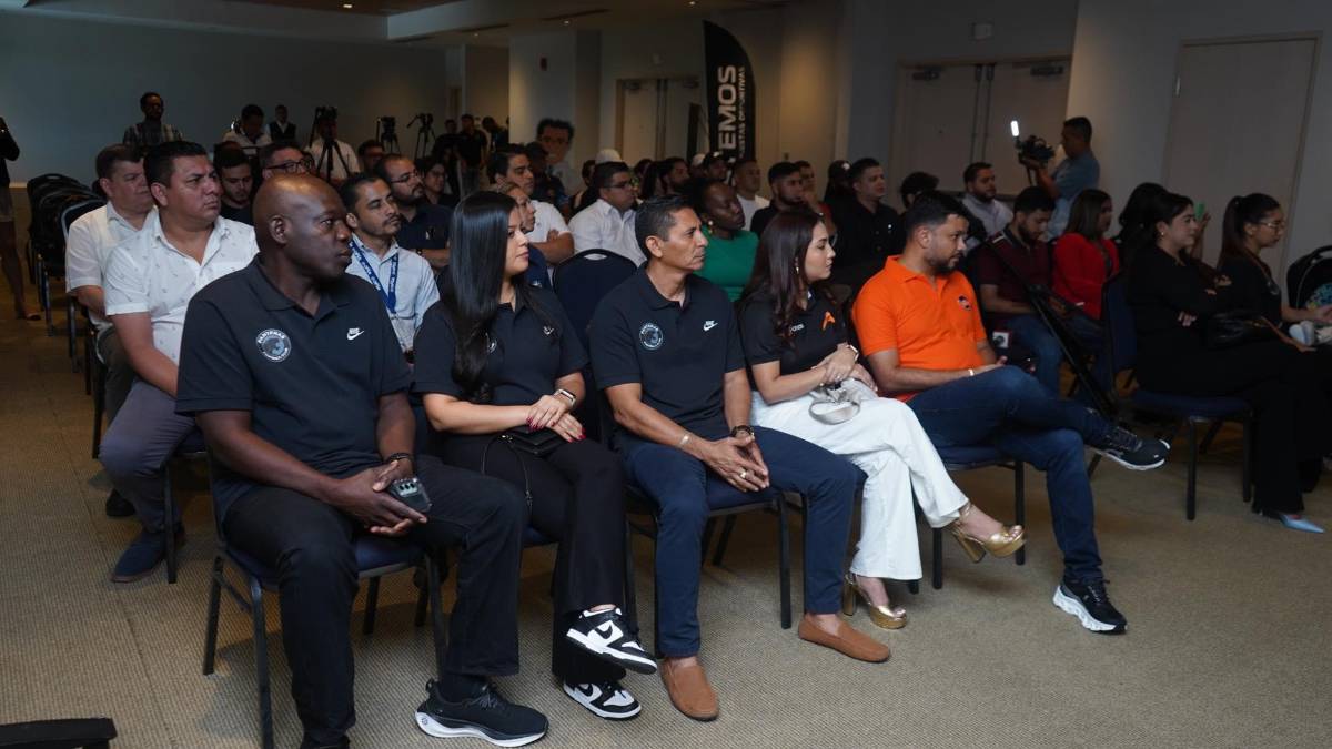 ¡Son unas bellezas! Así son las nuevas camisetas de las Panteras FC de Alberth Elis para la temporada 2024-25