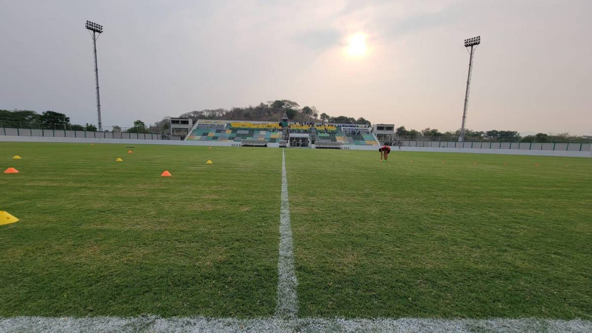 FOTOS: Aficionados de Marathón viajan a Comayagua y pintan de verde las semifinales ante Génesis