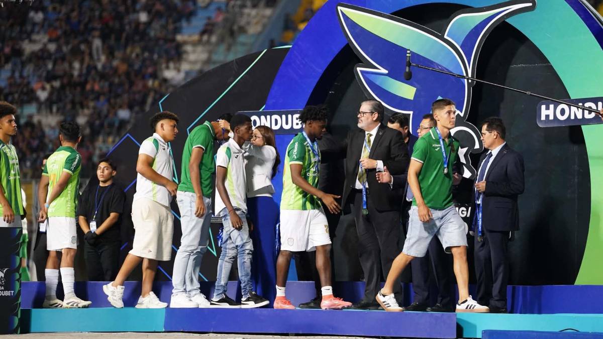 Monumental caravana: las otras fotos que no viste del título 20 del Motagua