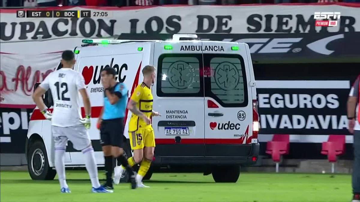 Fuertes imágenes: futbolista convulsiona durante el Estudiantes - Boca y suspenden el partido tras el pánico