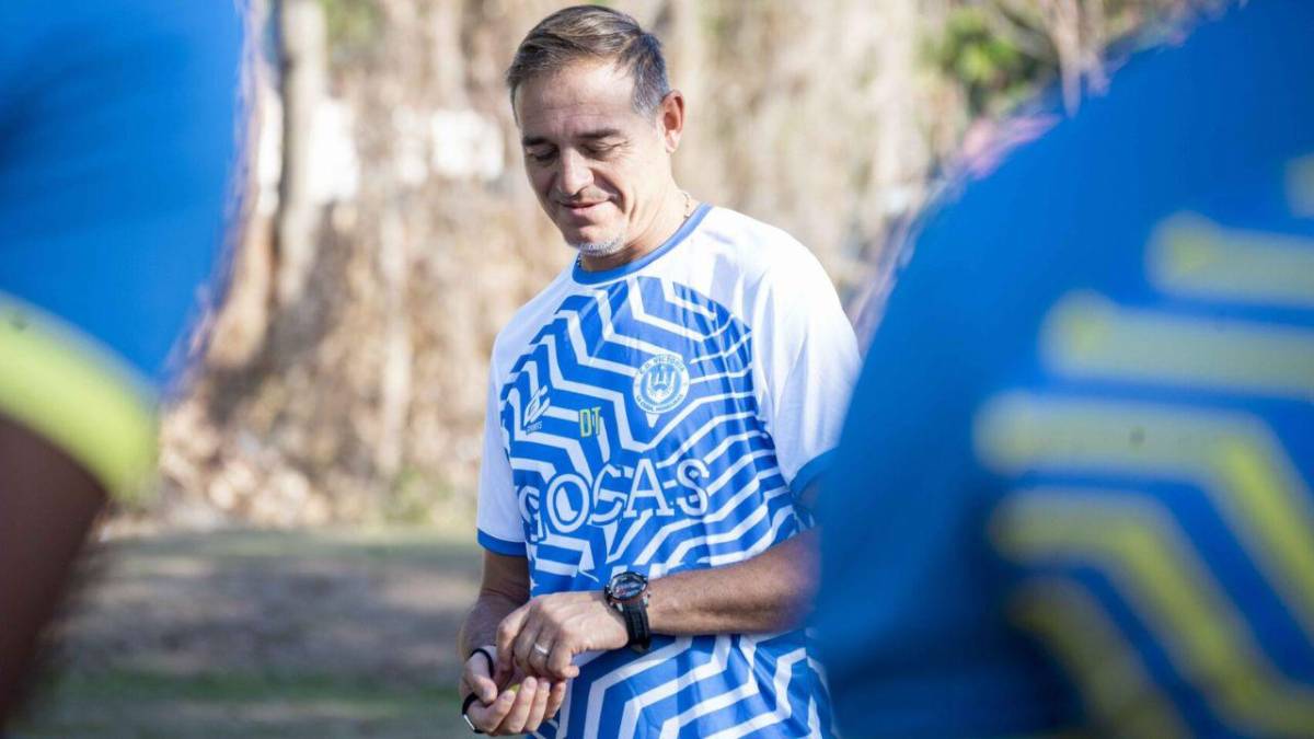 FICHAJES: Olimpia se fija en otro uruguayo, bombazo de Jorge Álvarez, la Tota Medina vuelve a Honduras y legionario se une a nuevo club