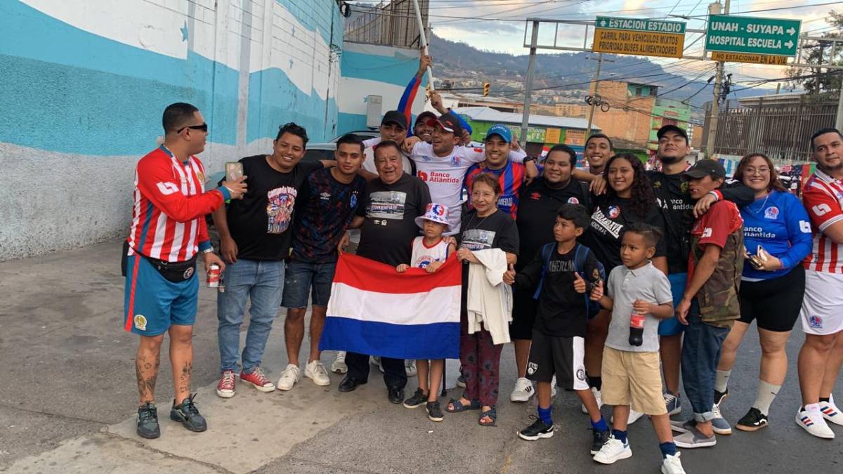 Pedro Troglio, el nuevo rey del Olimpismo y el show de la Ultra Fiel previo al clásico ante Real España en el estadio Nacional