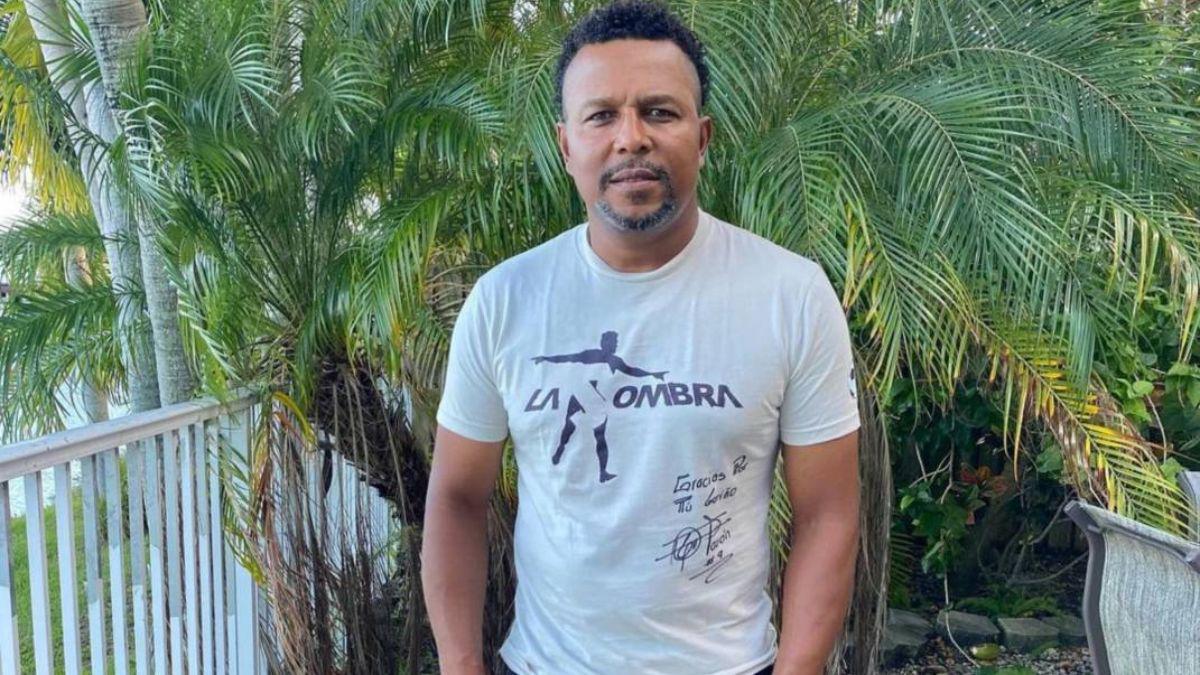 La nueva vida del histórico goleador hondureño Carlos Pavón tras su adiós de Univisión ¿Qué pasa haciendo?