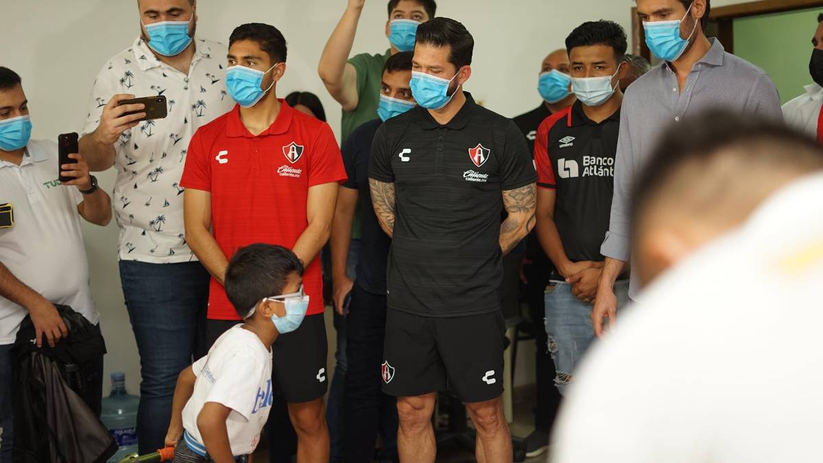 Hermoso gesto: Atlas regala un momento inolvidable a niños de la Teletón en Honduras