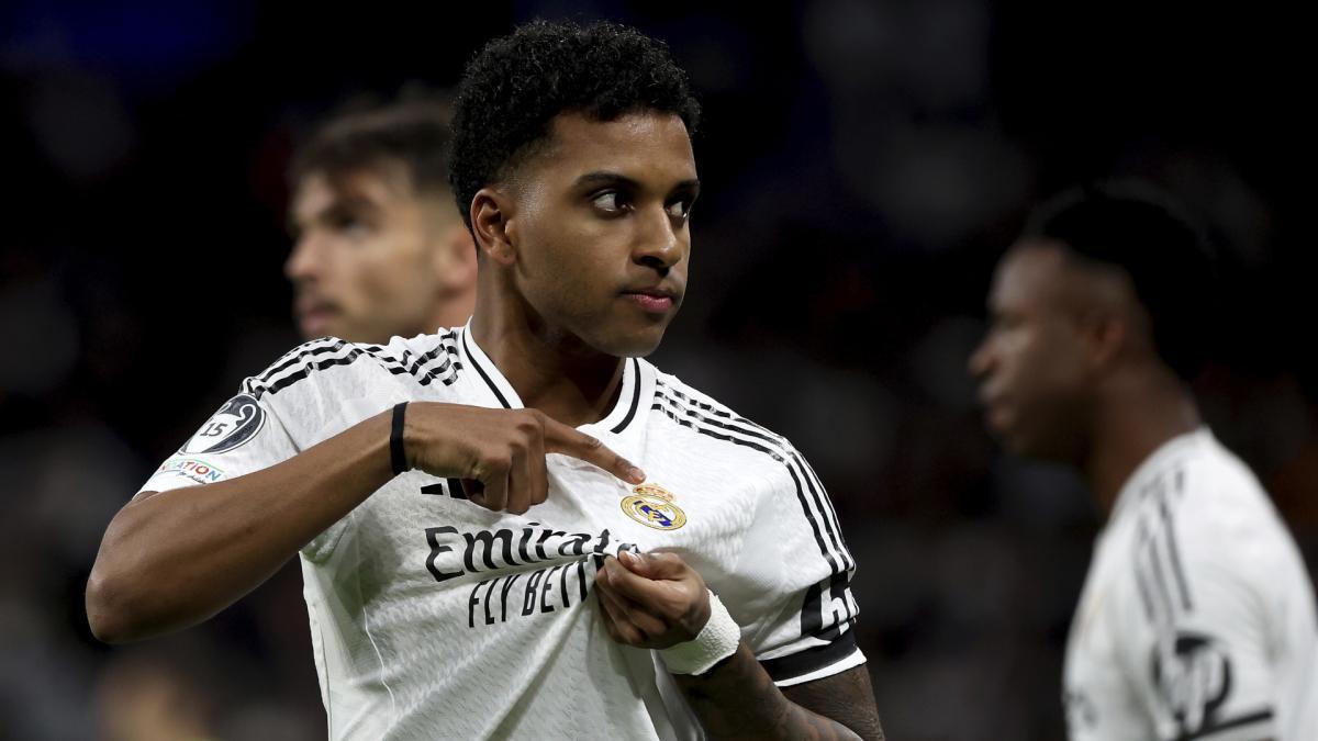Llega por Arbeloa con dos fichajes de 200 millones: quiere fuera del Real Madrid a Bellingham, Rodrygo y Camavinga