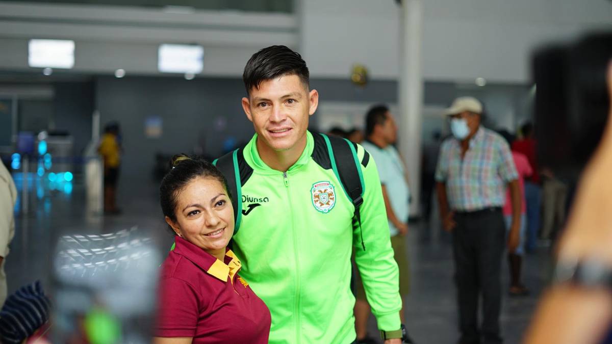 “Bienvenido Chelito”: Francisco Martínez es aclamado en su regreso a Honduras y revela su sorpresa en Estados Unidos