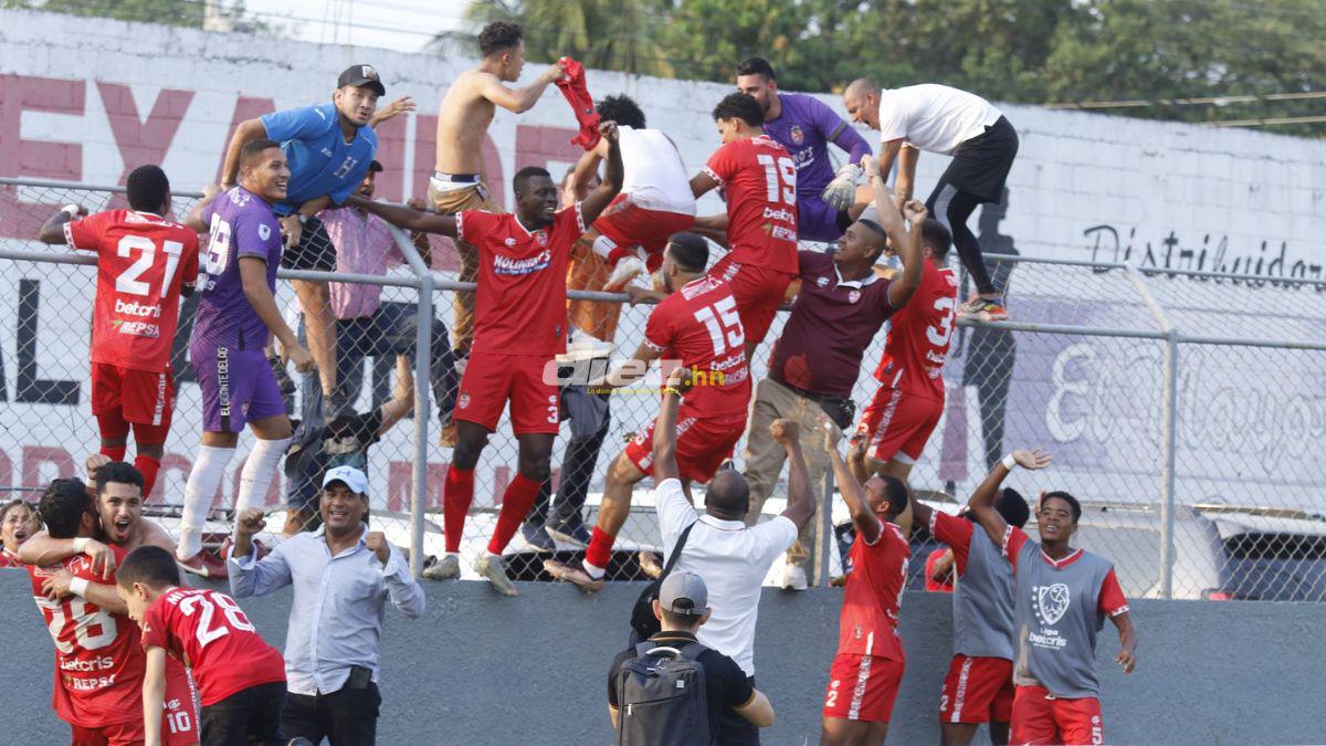 El adiós y la tristeza del Honduras Progreso; el festejo histórico de Mauro y Elencoff tras la salvación de la Real Sociedad
