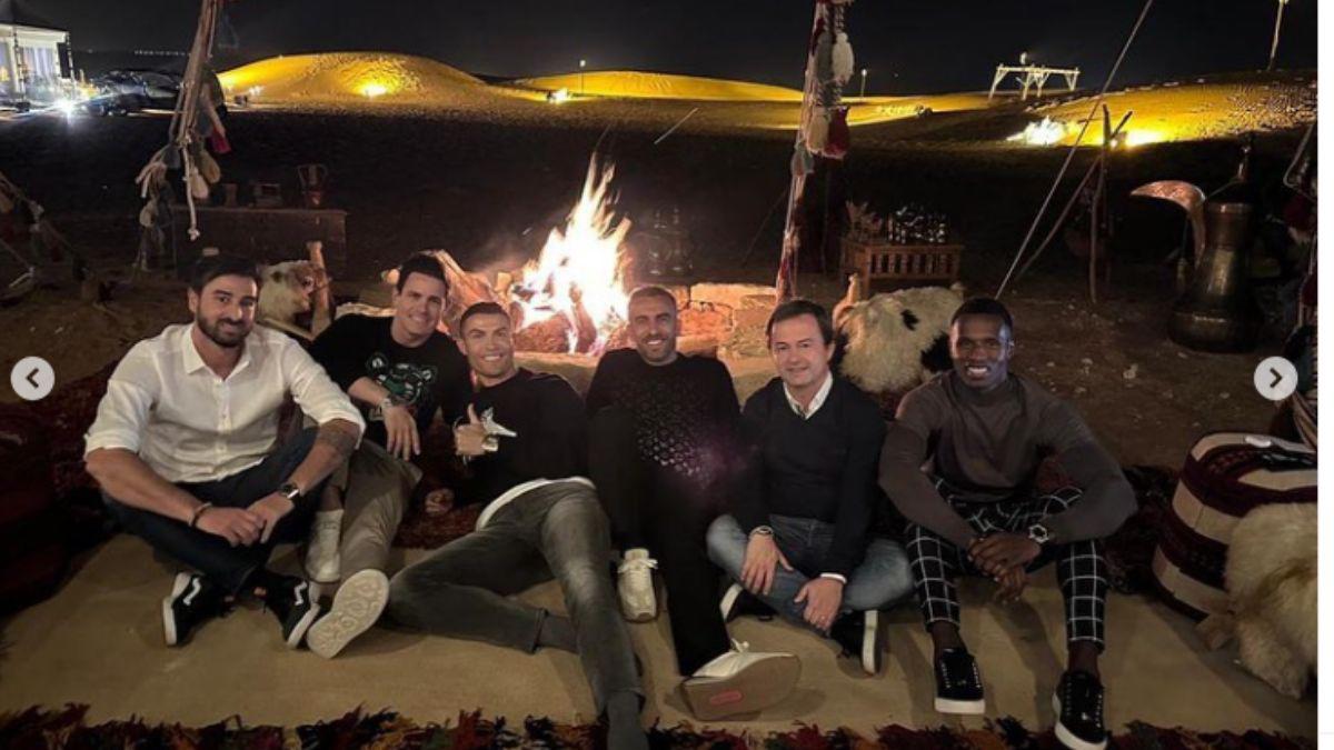 Cristiano Ronaldo y sus amigos hicieron una fogata en la fiesta del luso.