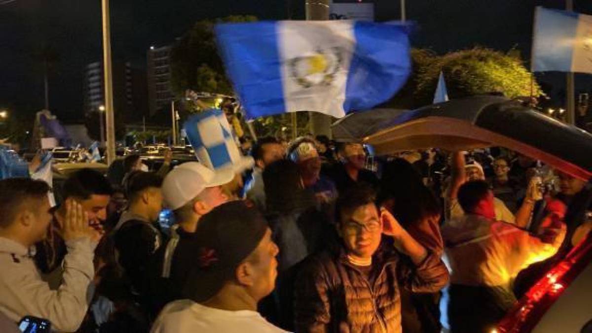 NO SE VIO EN TV: El que mandó a dormir a los aztecas, la tristeza de México en el Olímpico y la euforia de Guatemala tras clasificar al Mundial de Indonesia