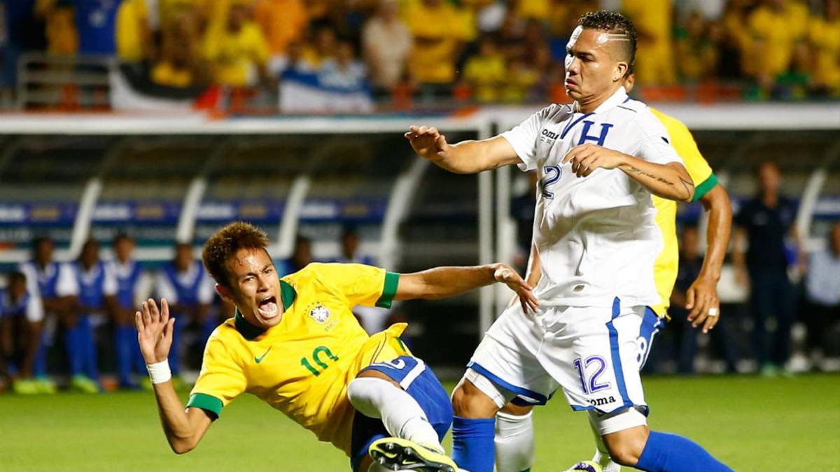 Este es el presente de Honduras que celebró en Jamaica el boleto al Mundial 2014: uno casi juega en Manchester City, escándalos y dos fallecieron