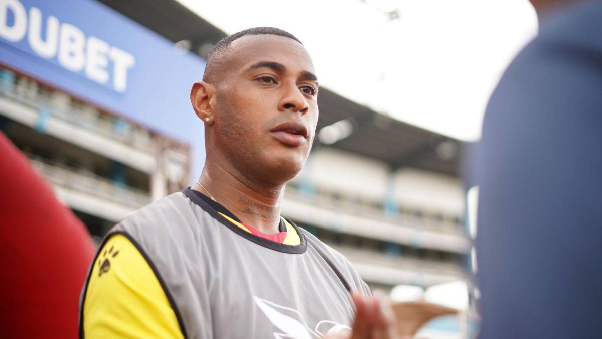 FOTOS: Dos exMotagua sorprenden, Real España sufre duro golpe, error infantil y el enojo que terminó en roja