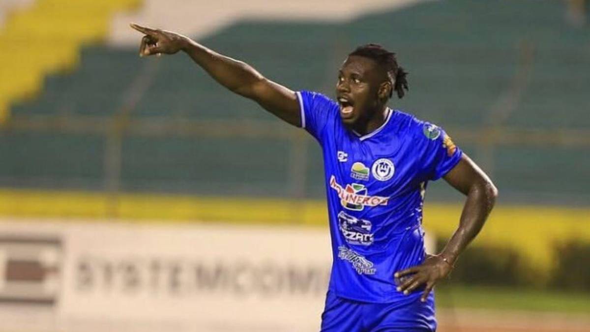 FICHAJES: Olimpia lo perdería y Motagua lo contrataría, el Ciclón Azul amarra a dos refuerzos y UPNFM se arma