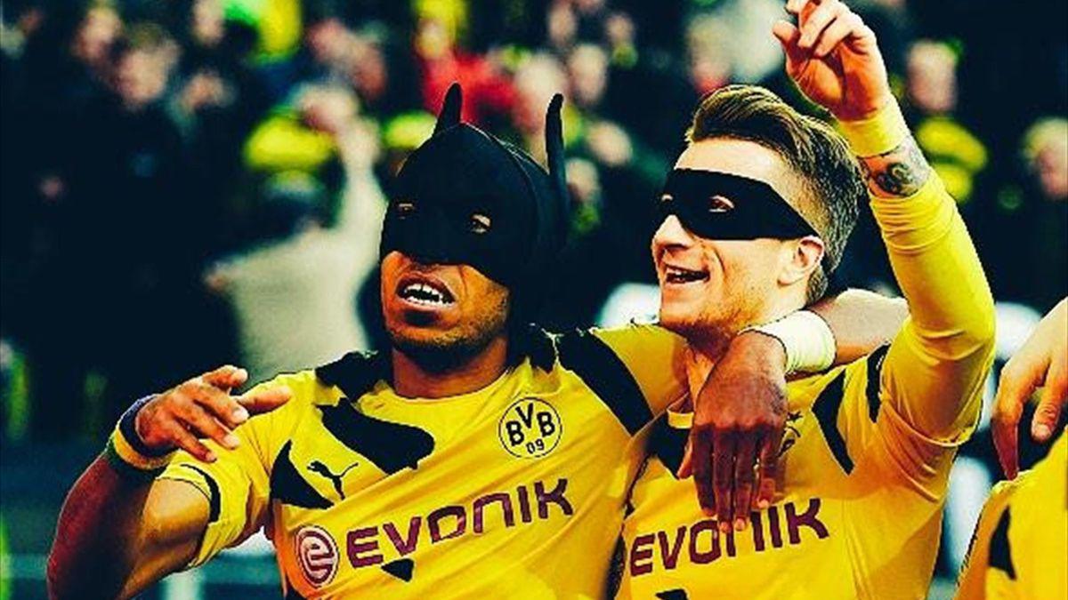 Desde Messi hasta Alberth Elis: Las espectaculares celebraciones de futbolistas imitando a Súper Héroes