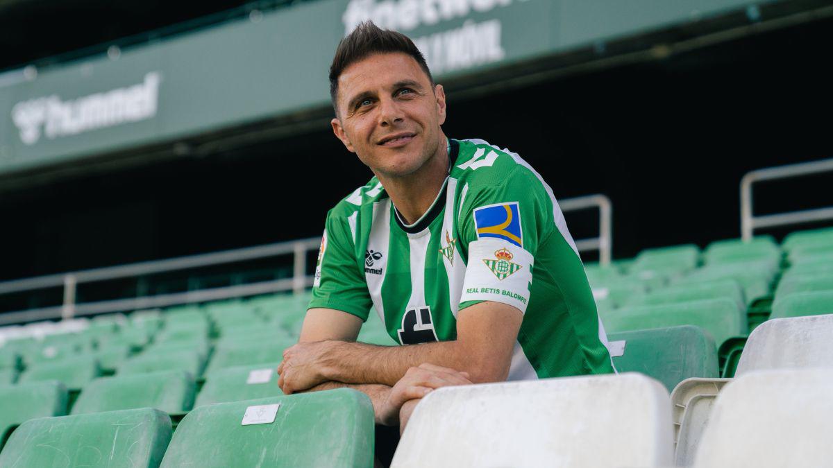 ¡El fin de una era! La leyenda Joaquín cuelga las botas a sus 41 años: Histórico en España y el jugador más fiel del Real Betis
