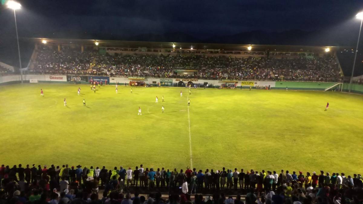Así es el estadio Juan Ramón Brevé, el estadio que volvió a primera división de Honduras gracias al Olancho FC
