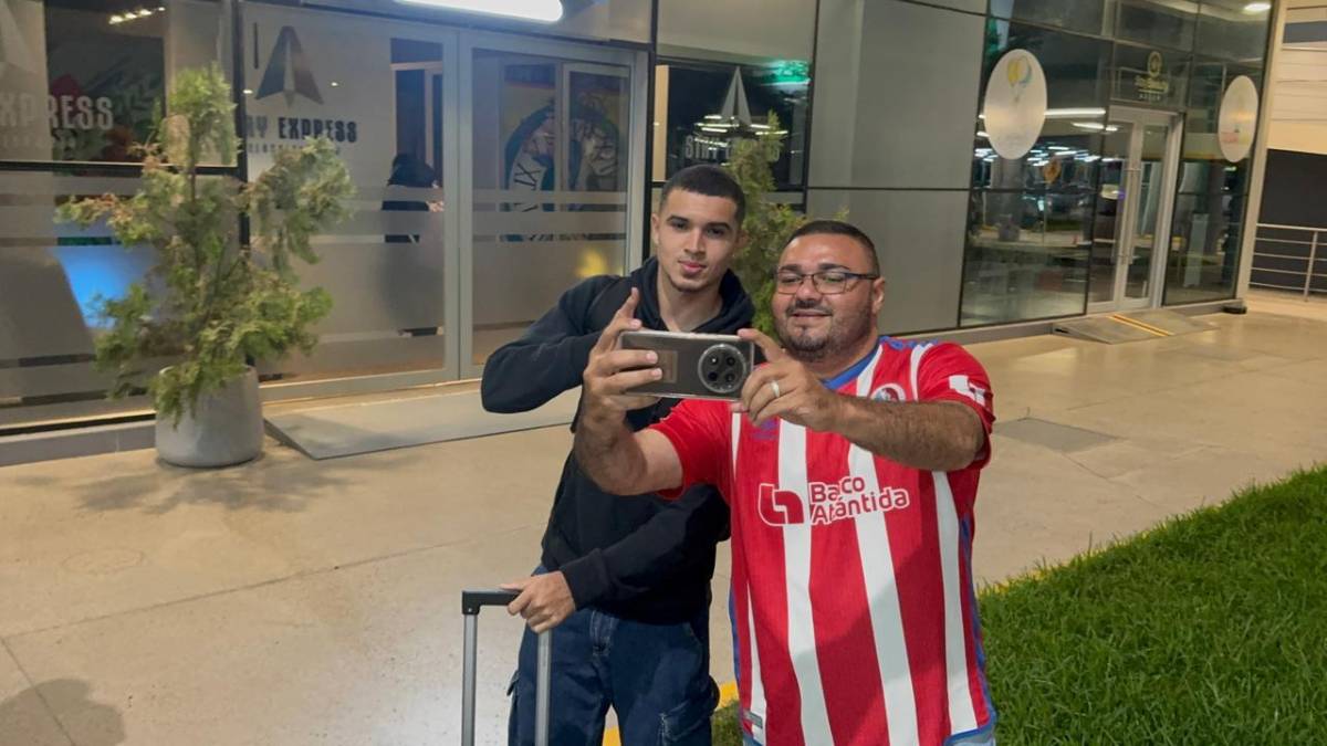 Entre risas y alegría: así fue la llegada de 'Yío', Kervin y Dereck a Honduras
