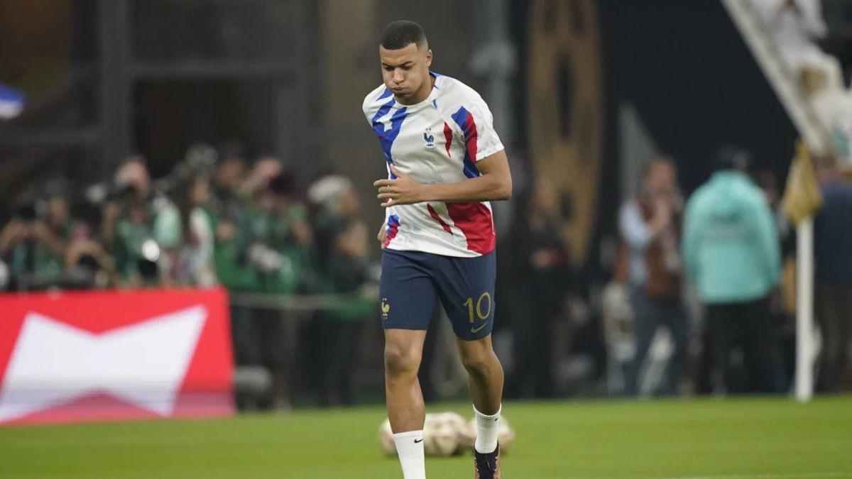 Estrellas junto a David Suazo, los nervios de Antonela, presidentes y carteles de Messi: así se vivió la previa del Argentina-Francia