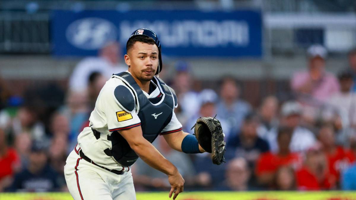 Mauricio Dubón tiene compañeros en Bravos de Atlanta con contratos millonarios, campeones del mundo y Guantes de Oro