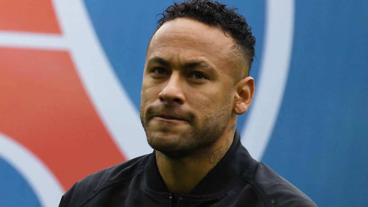 Revelan en Francia los “trapos sucios” en el vestuario del PSG: Los privilegios de Messi, Keylor Navas y hasta Wanda Nara