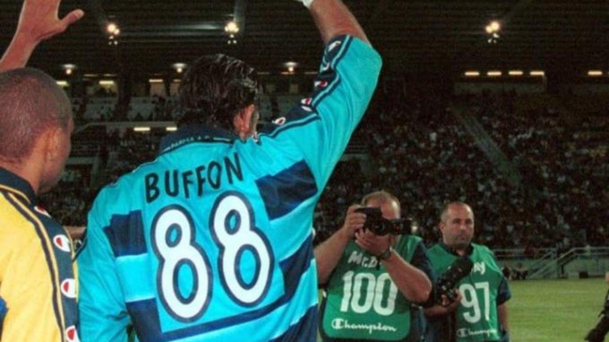 ¿Qué jugadores lo portaban? El extraño motivo por el que el fútbol italiano prohibirá las camisetas con el número 88