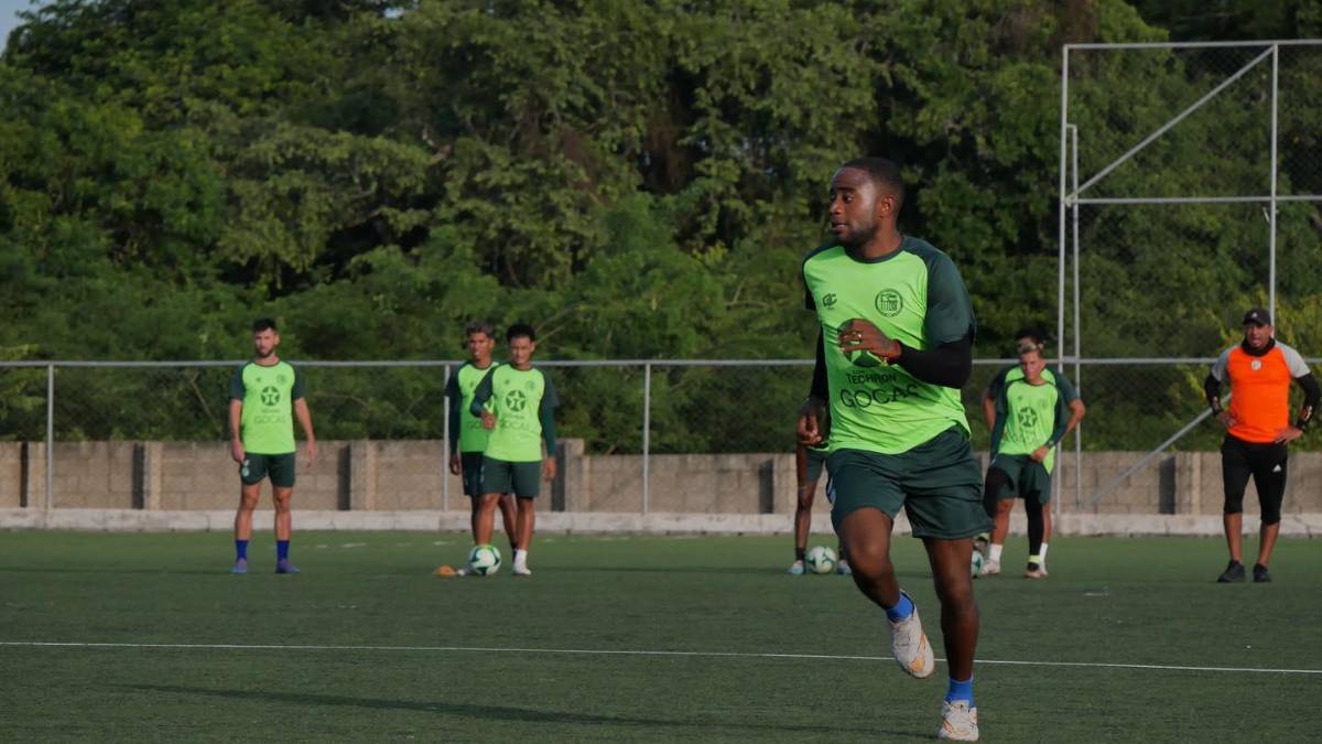 20 futbolistas que creíste retirados, pero jugarán en la Liga de Ascenso de Honduras en esta temporada