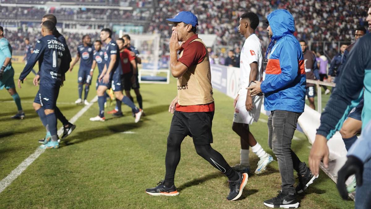 ¡Bronca en la gran final! planteles del Olimpia y Motagua protagonizaron una tremenda riña