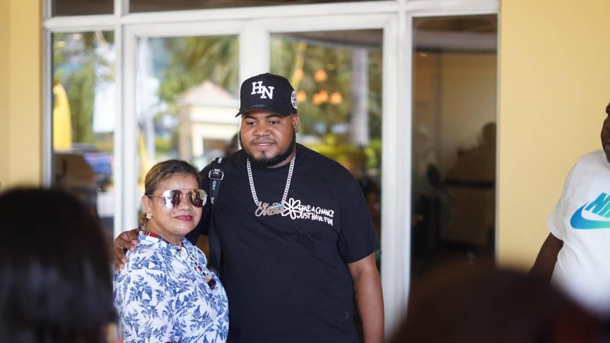 Honduras vs El Salvador: Elsa Oseguera ya llegó a poner orden, La More con seguridad privada y el ambiente afuera del Morazán