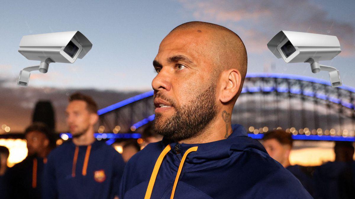 Giro inesperado y lo puede salvar: dos cámaras muestran que Dani Alves no estaba en el baño cuando la víctima acudió al reservado