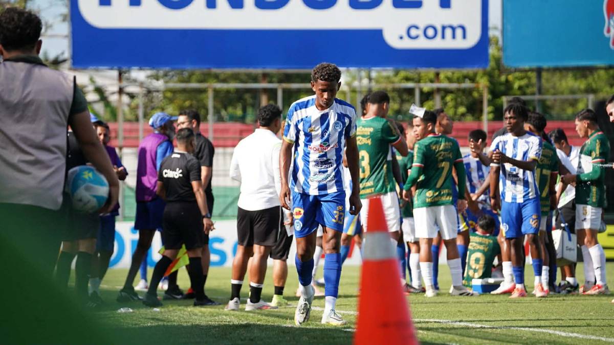Tota Medina se encara con hincha y el árbitro, celebración a lo Cristiano Ronaldo y las chicas del Marathón que enamoraron