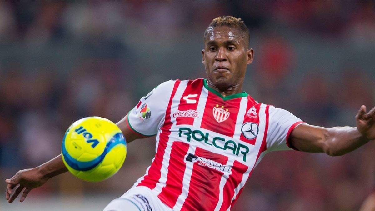 Alberth Elis podría dar un golpe millonario: Los traspasos de futbolistas hondureños más caros en la historia