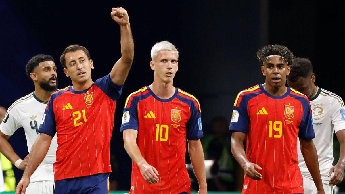 Duro golpe a CR7 y lo que sucede con Messi: la IA revela el campeón del Mundial 2026