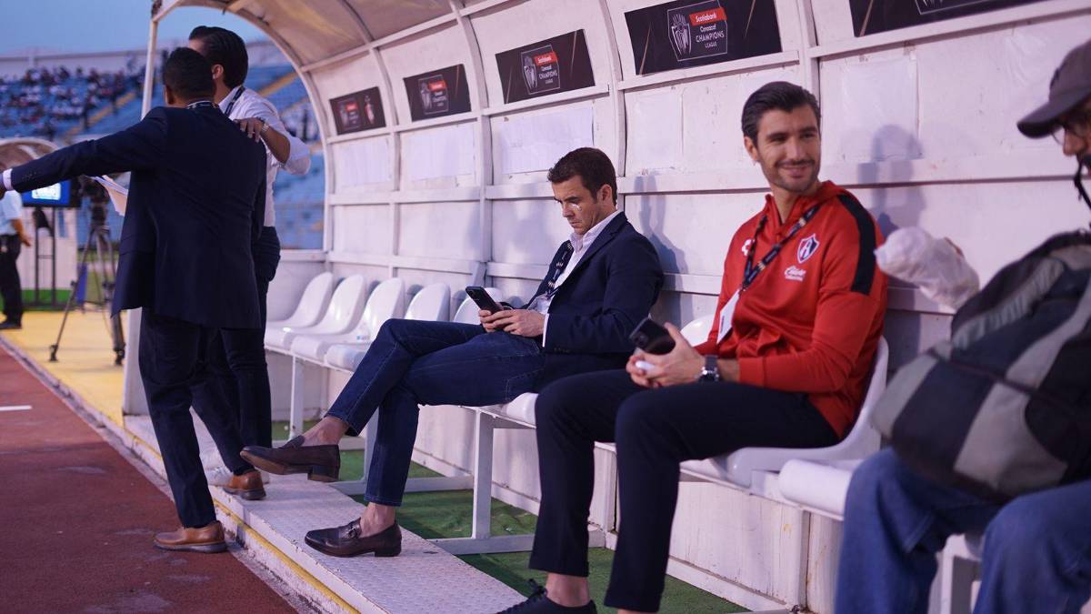 Se olvidó de su lesión y se fue al estadio, lo que Maylor y José García andaban en el pelo y nadie se dio cuenta y ¿con quién celebró Benguché?