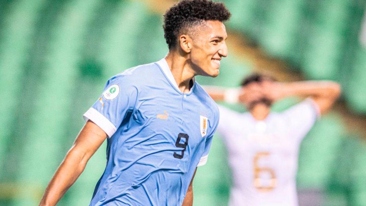 Un héroe inesperado: ¿Quién es Álvaro Rodríguez, delantero del Castilla que le dio el empate al Real Madrid en el derbi?