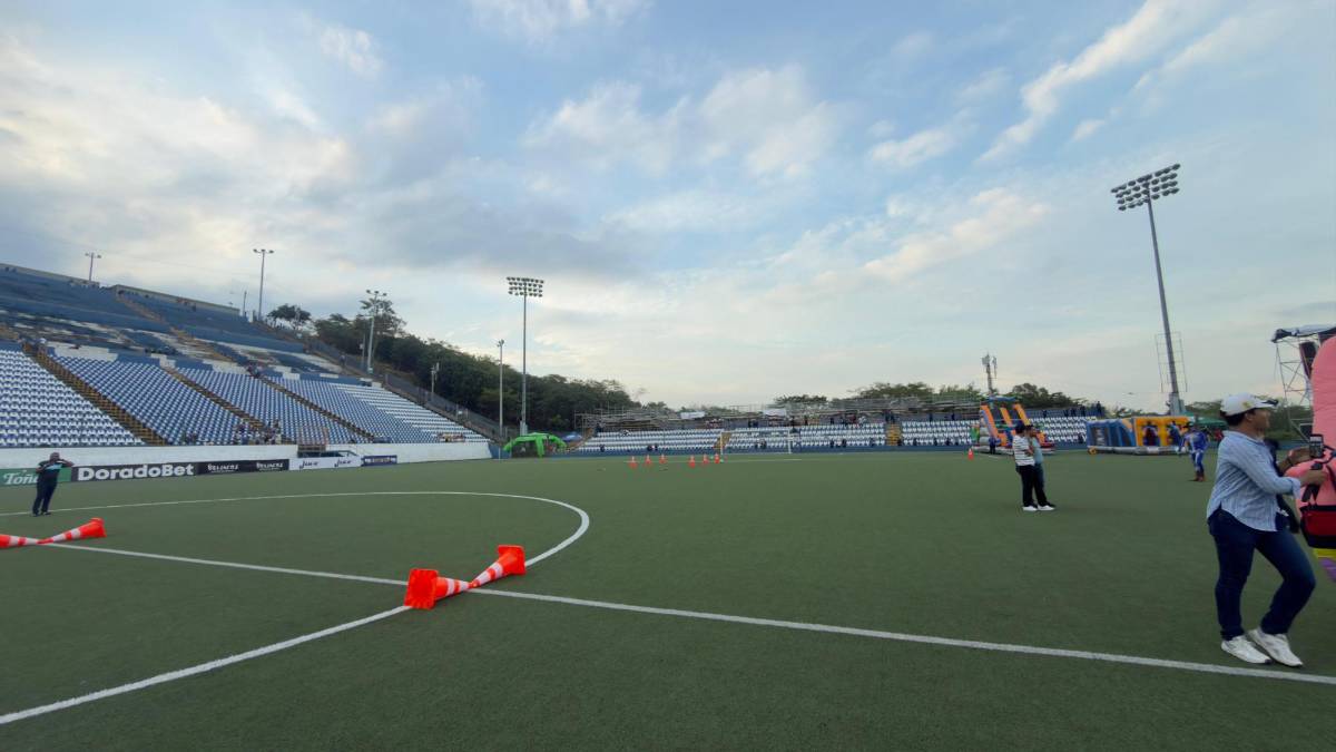 La pelea de Supremo, Joao deslumbra con baile sexy y el flow de tiktoker previo al Honduras-Nicaragua en Managua