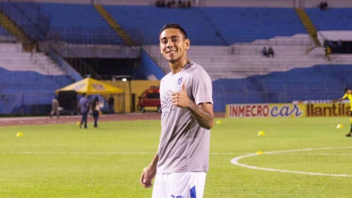 Maylor Núñez, Ever Alvarado Patón Mejía y otros futbolistas que vistieron la camisa de Olimpia y Real España