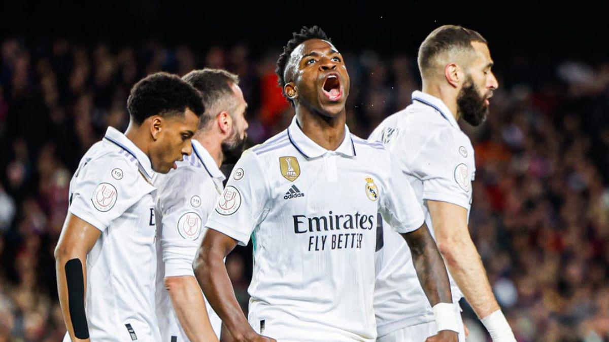 La bronca entre Vinicius y Gavi, la polémica celebración del brasileño al Camp Nou, la molestia de Xavi y la ovación a Messi al ‘10’