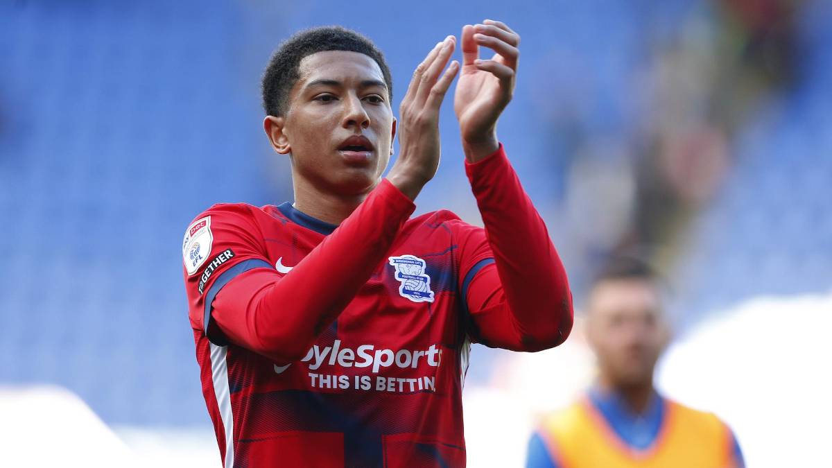 Marcelo podría volver a España, la decisión final del Real Madrid sobre fichar un defensa y el crack que persigue Barcelona