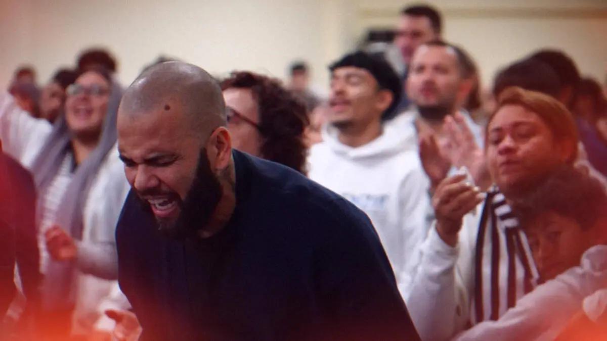 Dani Alves duró 14 meses en la cárcel y ahora está cerca de volver a jugar a su 42 años: la decisión con su nuevo club