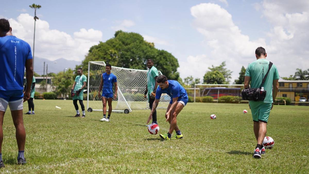 ¡Con el enemigo en casa! El Cartaginés de Costa Rica entrenó en la sede del Real España y quieren eliminarlos de la Concacaf League