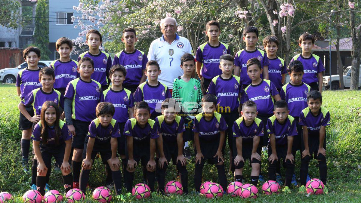 Néstor Matamala y su sonrisa contagiosa: Tricampeón en Honduras y un gran formador de jugadores durante décadas
