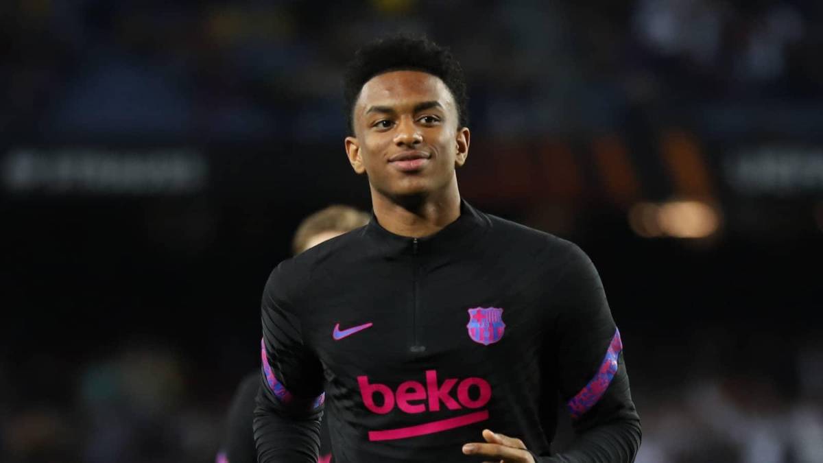 La agenda final del Barcelona: los tres fichajes y las salidas que solicitó Xavi para cerrar la plantilla; ¿se va Aubameyang?