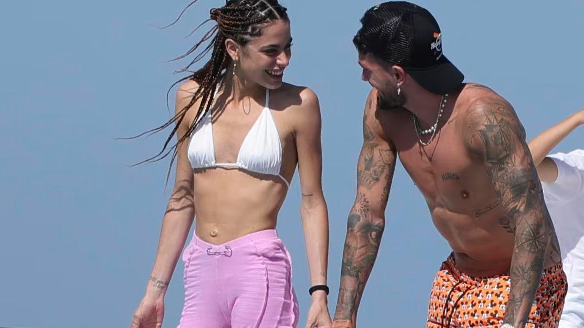 De un amor de adolescentes a una familia y su nuevo romance con una cantante: así es la vida de Rodrigo de Paul